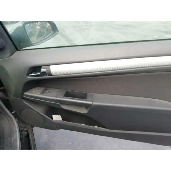 OPEL ASTRA GTC '2006 COSMO NEGRO