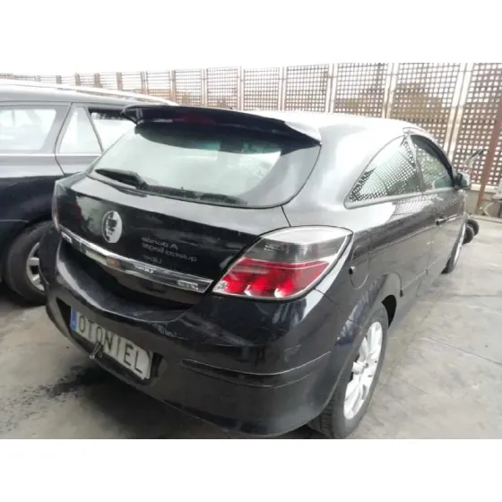 OPEL ASTRA GTC '2005 ENJOY NEGRO
