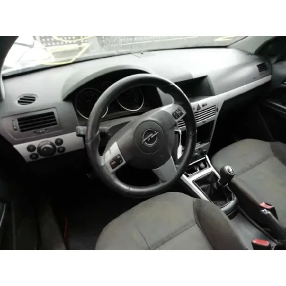 OPEL ASTRA GTC '2005 ENJOY NEGRO