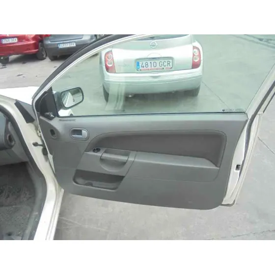 FORD FIESTA (CBK) '2003 AMBIENTE BLANCO