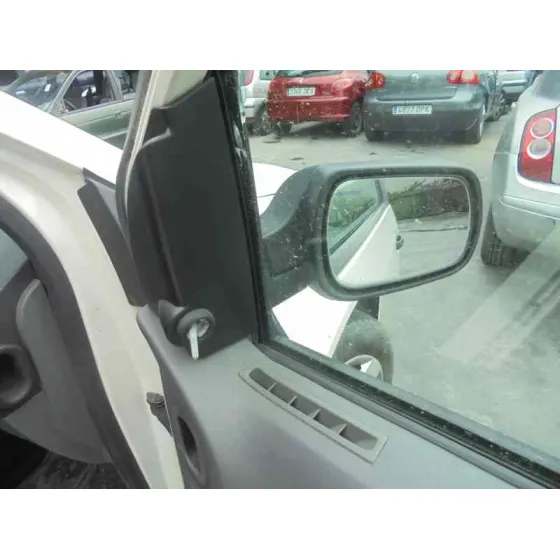 FORD FIESTA (CBK) '2003 AMBIENTE BLANCO