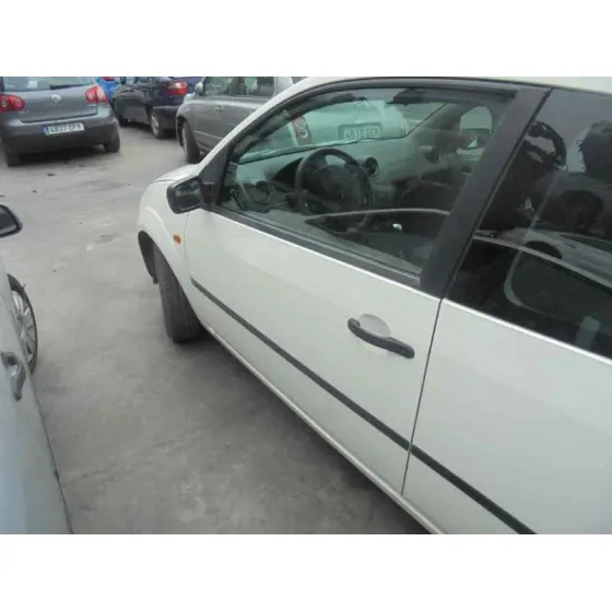 FORD FIESTA (CBK) '2003 AMBIENTE BLANCO