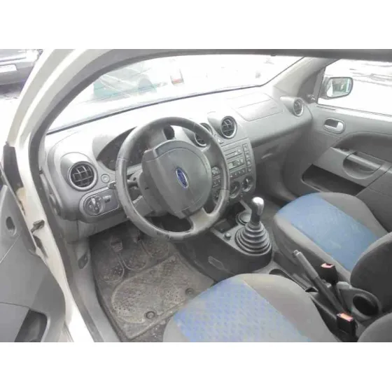 FORD FIESTA (CBK) '2003 AMBIENTE BLANCO
