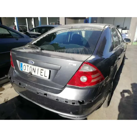 FORD MONDEO BERLINA (GE) '2005 AMBIENTE GRIS