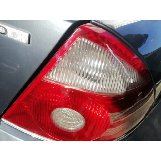FORD MONDEO BERLINA (GE) '2005 AMBIENTE GRIS