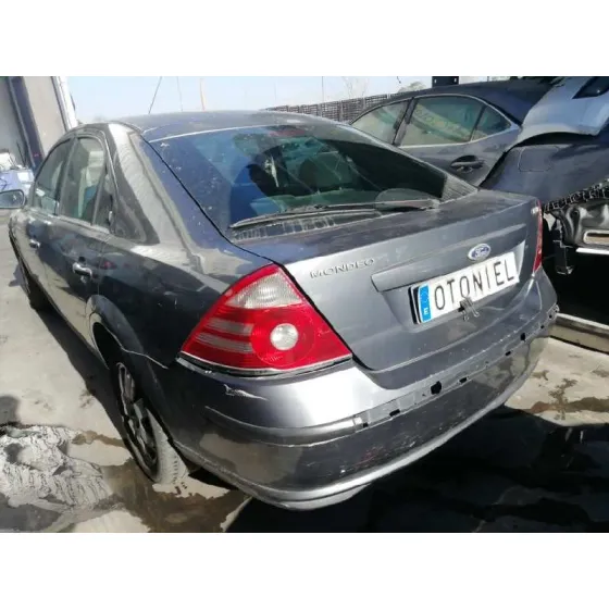 FORD MONDEO BERLINA (GE) '2005 AMBIENTE GRIS