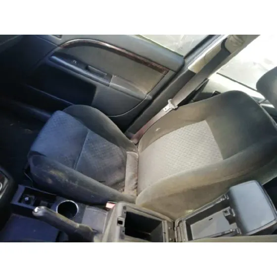 FORD MONDEO BERLINA (GE) '2005 AMBIENTE GRIS