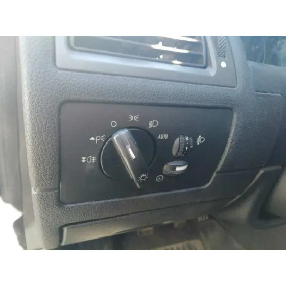 FORD MONDEO BERLINA (GE) '2005 AMBIENTE GRIS