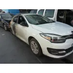 RENAULT MEGANE III BERLINA 5 P RENAULT MEGANE III BERLINA 5 P '2014 INTENS BLANCO 2014