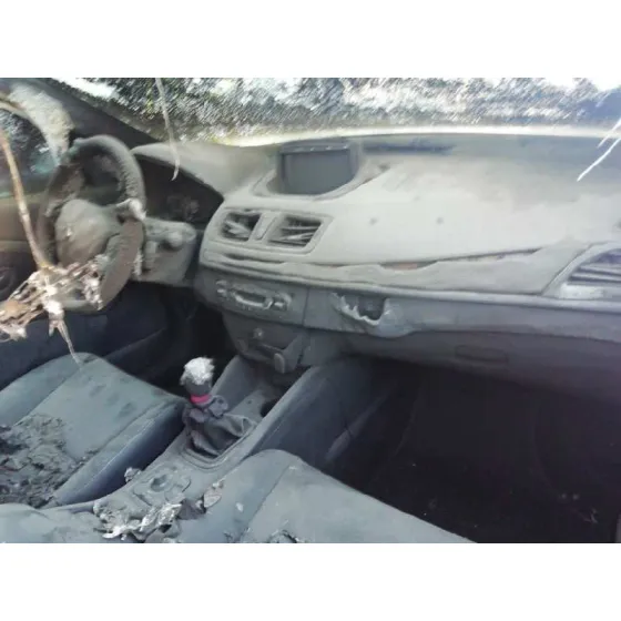 RENAULT MEGANE III BERLINA 5 P '2014 INTENS BLANCO