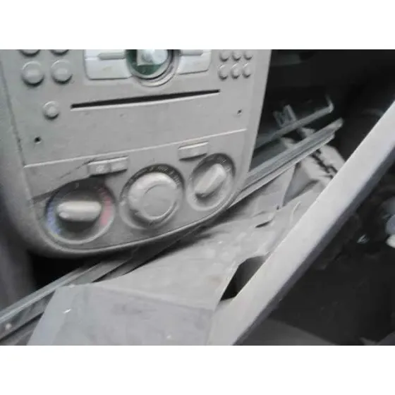 OPEL CORSA D '2014 1.4 16V CAT (A 14 XER / LDD) GRIS CENIZA