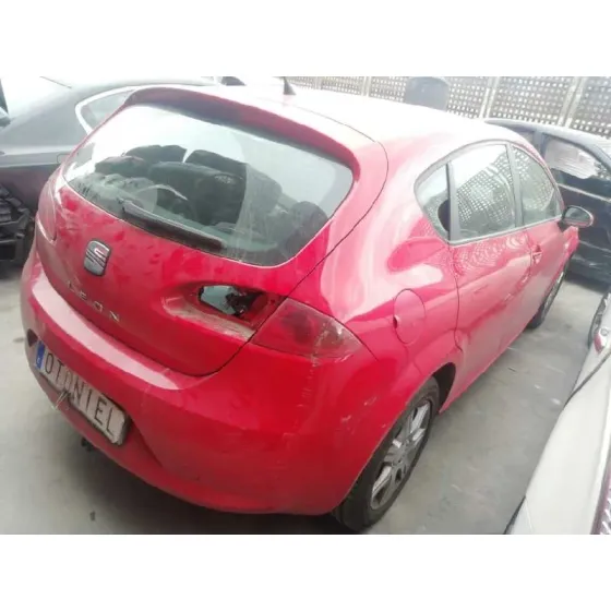 SEAT LEON (1P1) '2005 REFERENCE ROJO