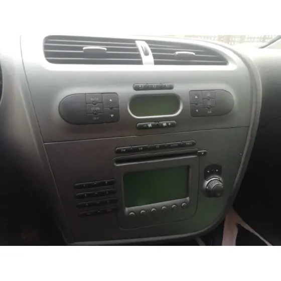 SEAT LEON (1P1) '2005 REFERENCE ROJO