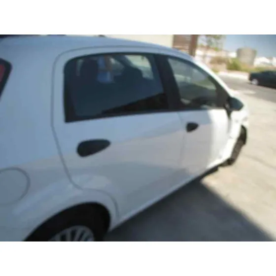 FIAT PUNTO (199) '2013 EASY BLANCO