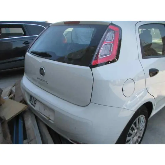 FIAT PUNTO (199) '2013 EASY BLANCO