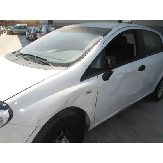 FIAT PUNTO (199) '2013 EASY BLANCO