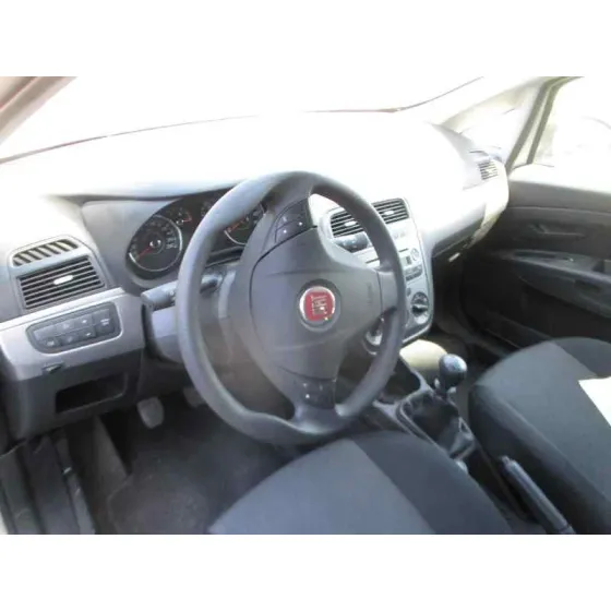 FIAT PUNTO (199) '2013 EASY BLANCO