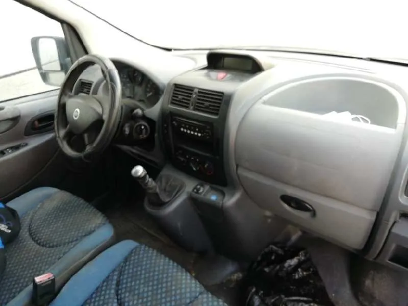 FIAT SCUDO COMBI (272) '2007 PANORAMA FAMILY L1H1 120 MULTIJET (5 PL.) PLATA