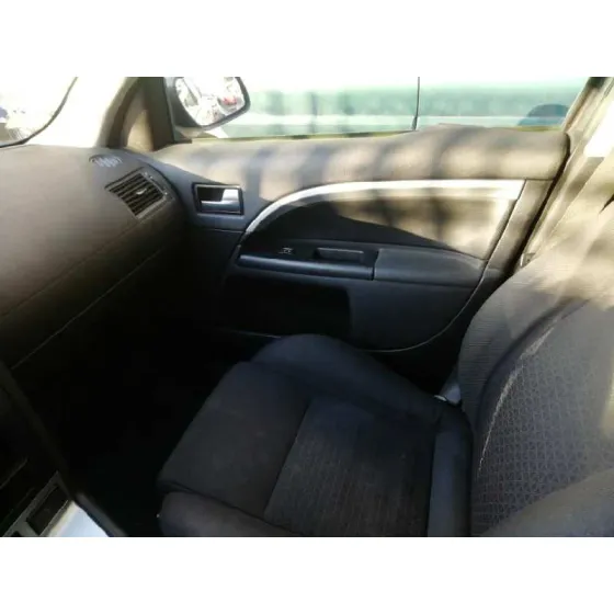 FORD MONDEO BERLINA (GE) '2005 AMBIENTE (06.2003->) (D) AZUL