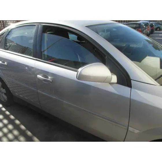 OPEL VECTRA C BERLINA '2004 COMFORT PLATA