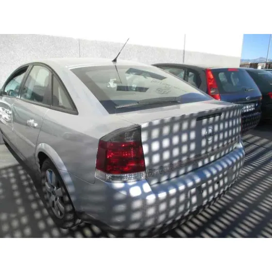 OPEL VECTRA C BERLINA '2004 COMFORT PLATA