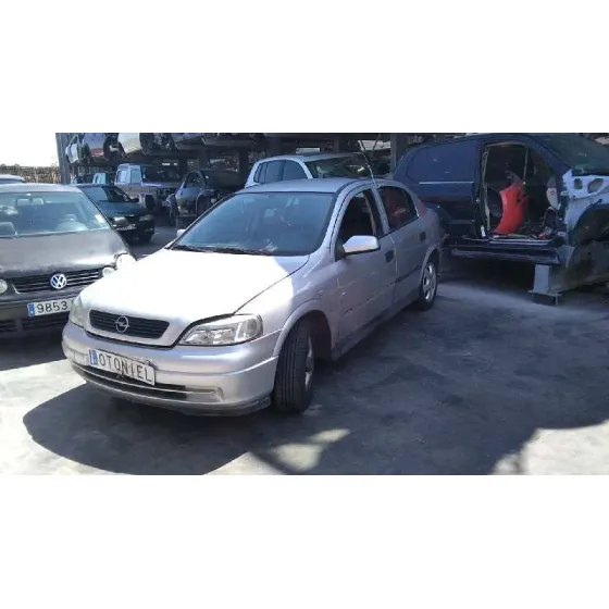OPEL ASTRA G BERLINA '2002 CLUB PLATA
