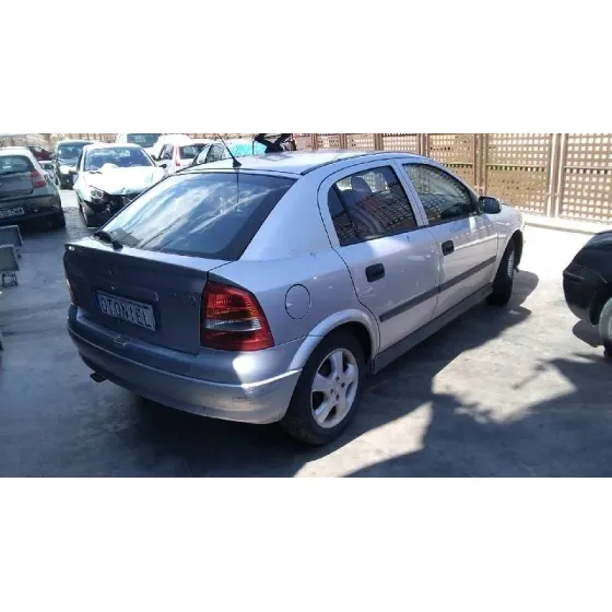 OPEL ASTRA G BERLINA '2002 CLUB PLATA