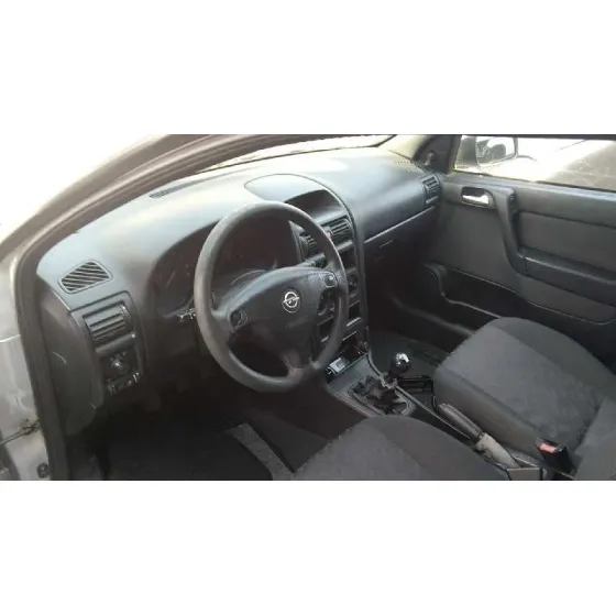 OPEL ASTRA G BERLINA '2002 CLUB PLATA
