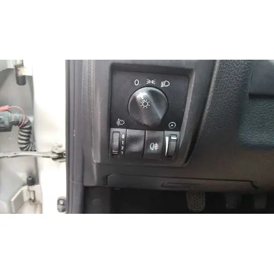 OPEL ASTRA G BERLINA '2002 CLUB PLATA