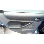 FORD FOCUS BERLINA (CAP) FORD FOCUS BERLINA (CAP) '2006 AMBIENTE (D) AZUL 2006