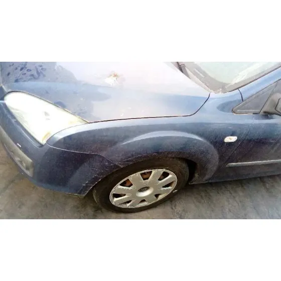 FORD FOCUS BERLINA (CAP) '2006 AMBIENTE (D) AZUL