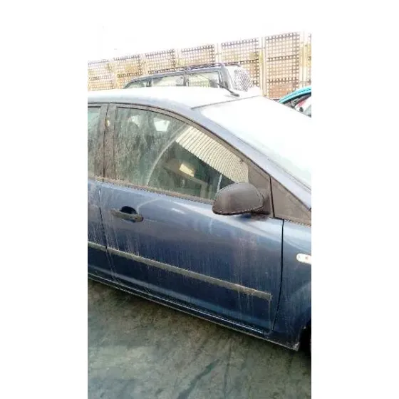 FORD FOCUS BERLINA (CAP) '2006 AMBIENTE (D) AZUL