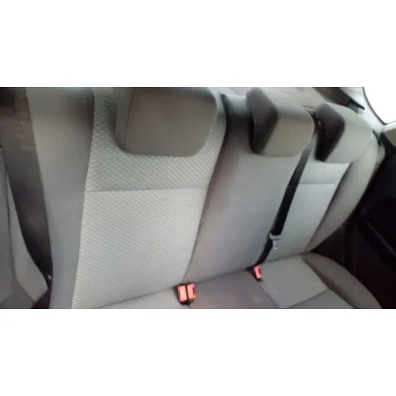 FORD FOCUS BERLINA (CAP) '2006 AMBIENTE (D) AZUL