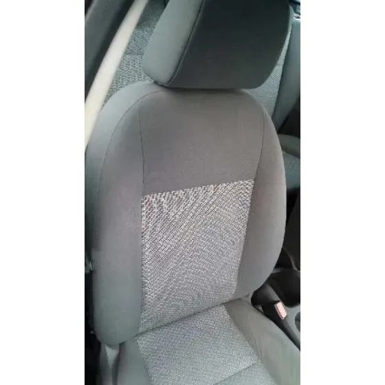 FORD FOCUS BERLINA (CAP) '2006 AMBIENTE (D) AZUL