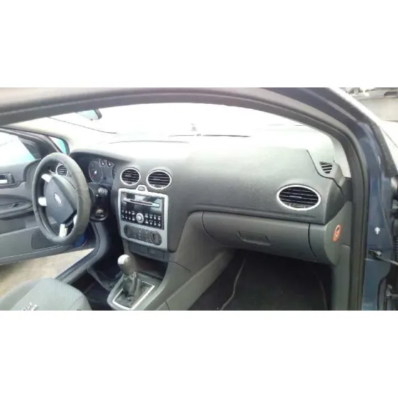 FORD FOCUS BERLINA (CAP) '2006 AMBIENTE (D) AZUL