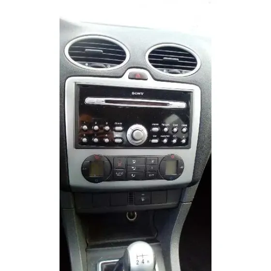 FORD FOCUS BERLINA (CAP) '2006 AMBIENTE (D) AZUL
