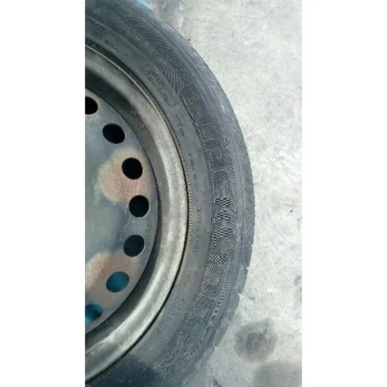 FORD FOCUS BERLINA (CAP) '2006 AMBIENTE (D) AZUL