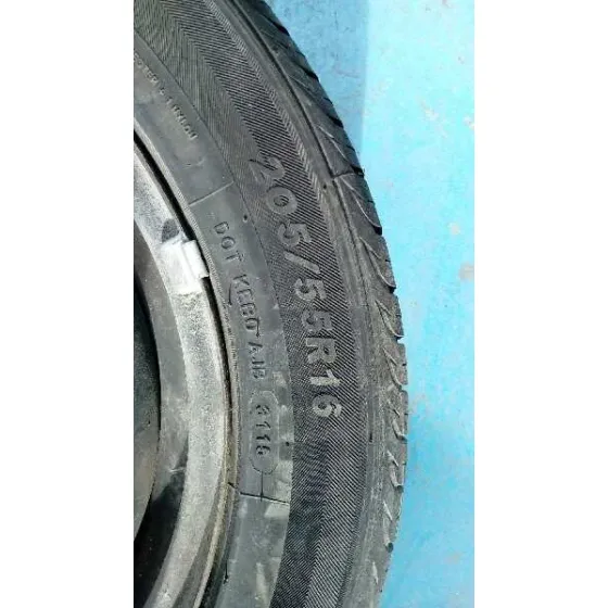 FORD FOCUS BERLINA (CAP) '2006 AMBIENTE (D) AZUL