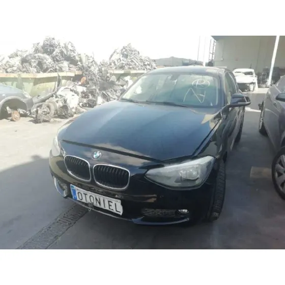 BMW SERIE 1 LIM. (F20) '2013 116D NEGRO