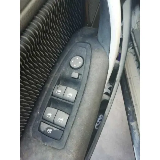 BMW SERIE 1 LIM. (F20) '2013 116D NEGRO