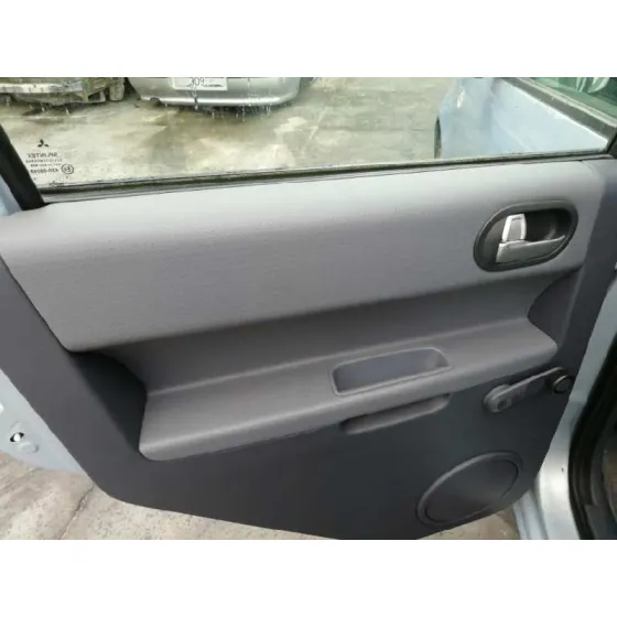 MITSUBISHI COLT BERLINA 5 (Z30A) '2005 1.1 INFORM (D) AZUL