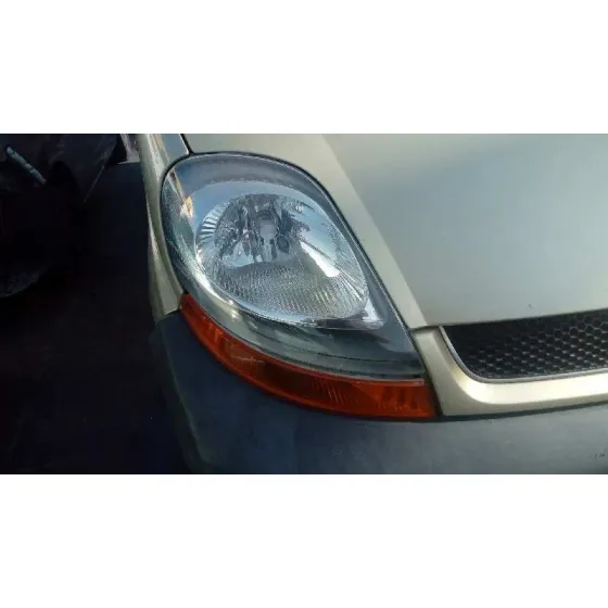RENAULT TRAFIC COMBI (AB 4.01) '2005 6 - PLAZAS (L2H1) ACRISTALADO PARCIAL 2,9T COMBI LARGO ORO