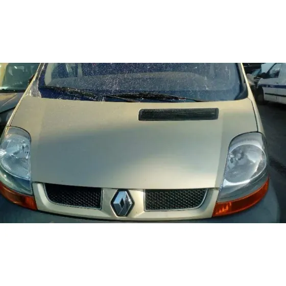 RENAULT TRAFIC COMBI (AB 4.01) '2005 6 - PLAZAS (L2H1) ACRISTALADO PARCIAL 2,9T COMBI LARGO ORO