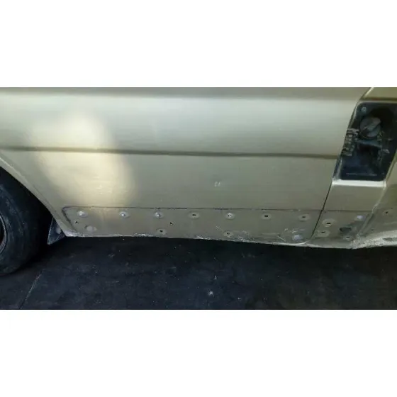 RENAULT TRAFIC COMBI (AB 4.01) '2005 6 - PLAZAS (L2H1) ACRISTALADO PARCIAL 2,9T COMBI LARGO ORO
