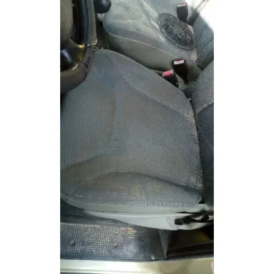 RENAULT TRAFIC COMBI (AB 4.01) '2005 6 - PLAZAS (L2H1) ACRISTALADO PARCIAL 2,9T COMBI LARGO ORO
