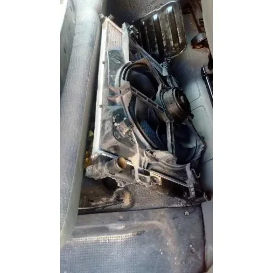 RENAULT TRAFIC COMBI (AB 4.01) '2005 6 - PLAZAS (L2H1) ACRISTALADO PARCIAL 2,9T COMBI LARGO ORO
