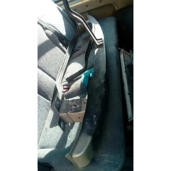 RENAULT TRAFIC COMBI (AB 4.01) '2005 6 - PLAZAS (L2H1) ACRISTALADO PARCIAL 2,9T COMBI LARGO ORO