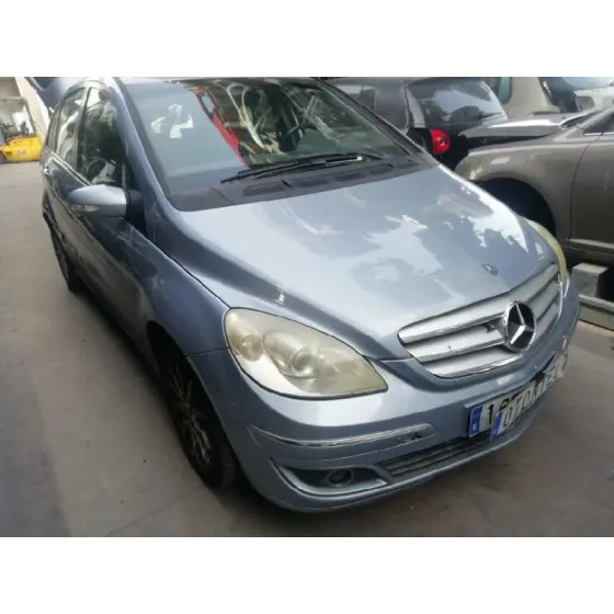 MERCEDES CLASE B (W245) '2006 2.0 CDI CAT GRIS