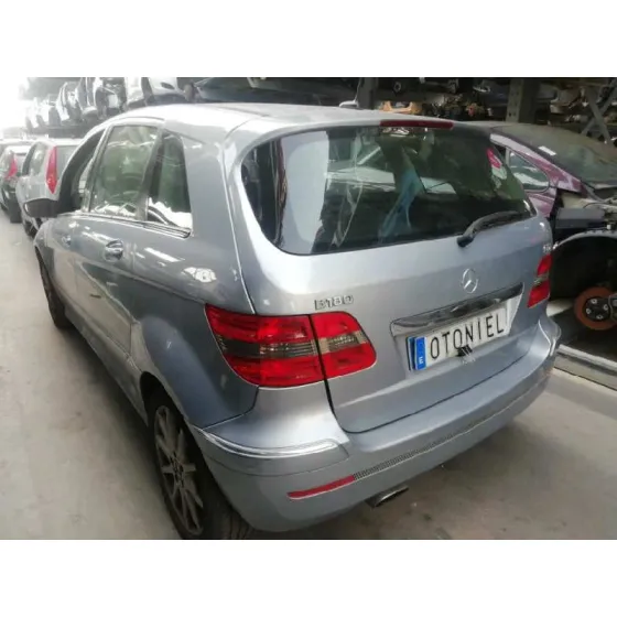 MERCEDES CLASE B (W245) '2006 2.0 CDI CAT GRIS