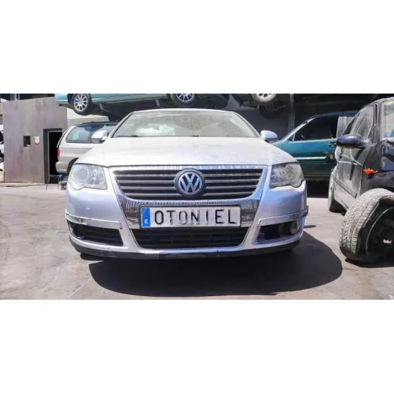 VOLKSWAGEN PASSAT BERLINA (3C2) '2005 ADVANCE PLATA